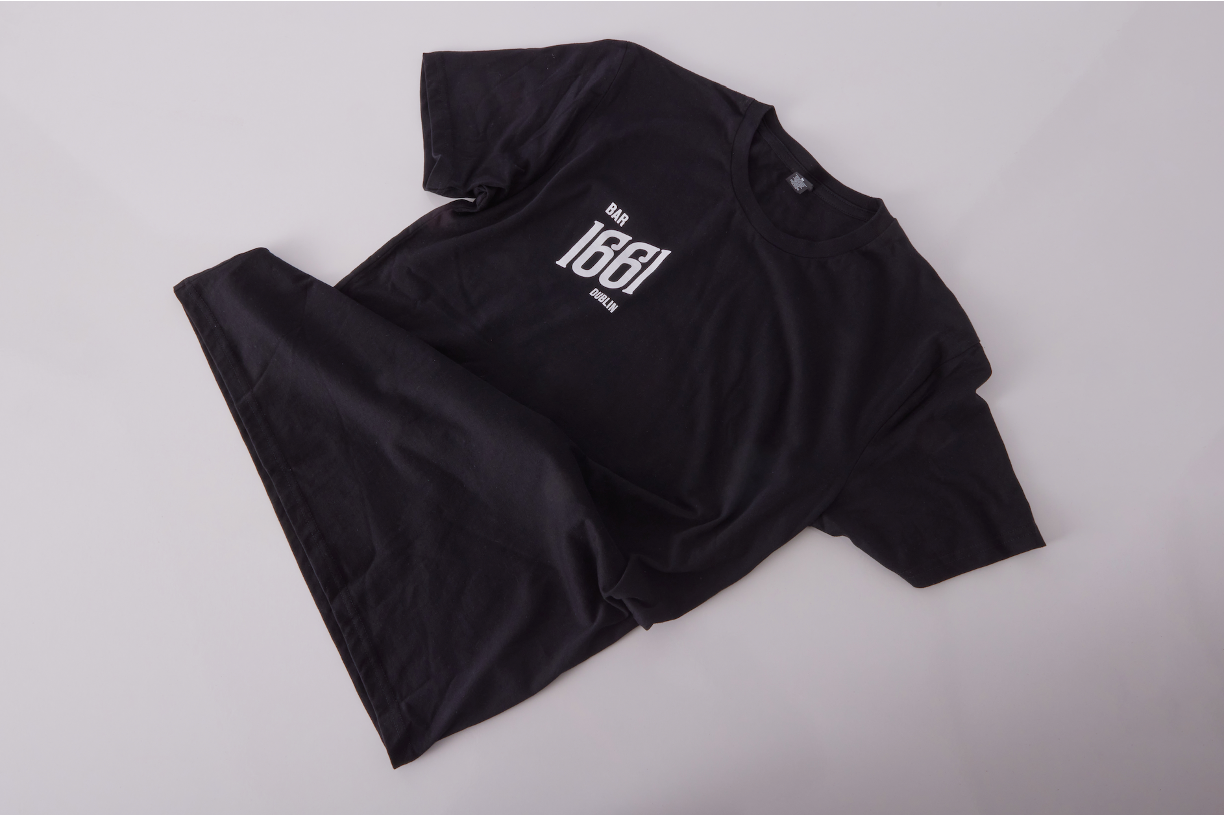 BAR 1661 Tshirt - Black